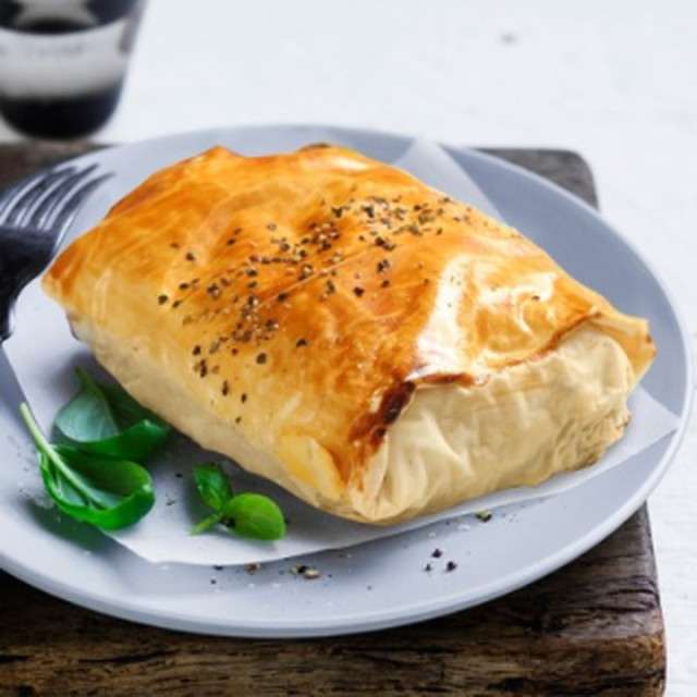 FILO PASTRY-MINCED BEEF PK/6